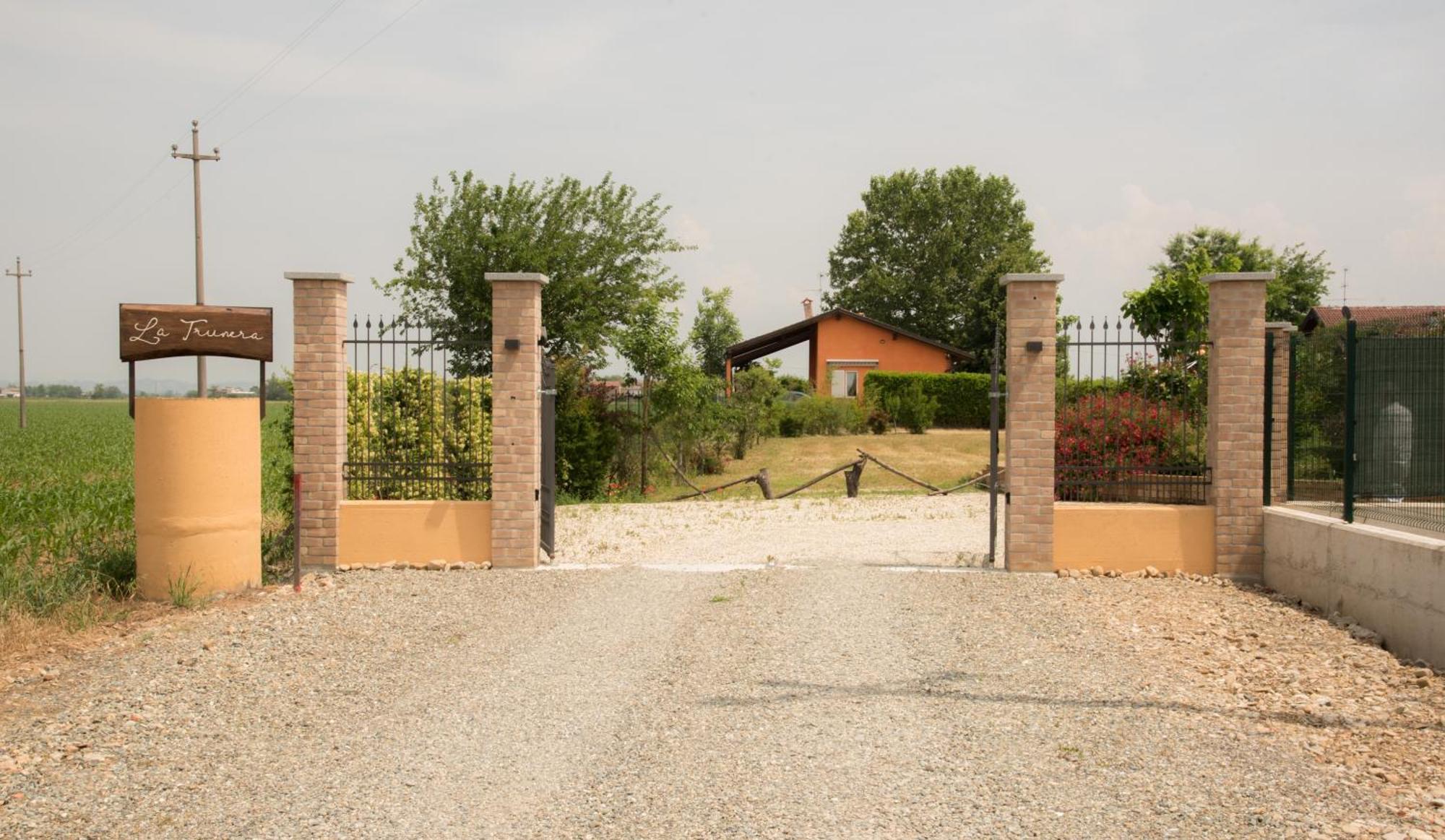 La Trunera Guest House Alessandria Eksteriør bilde